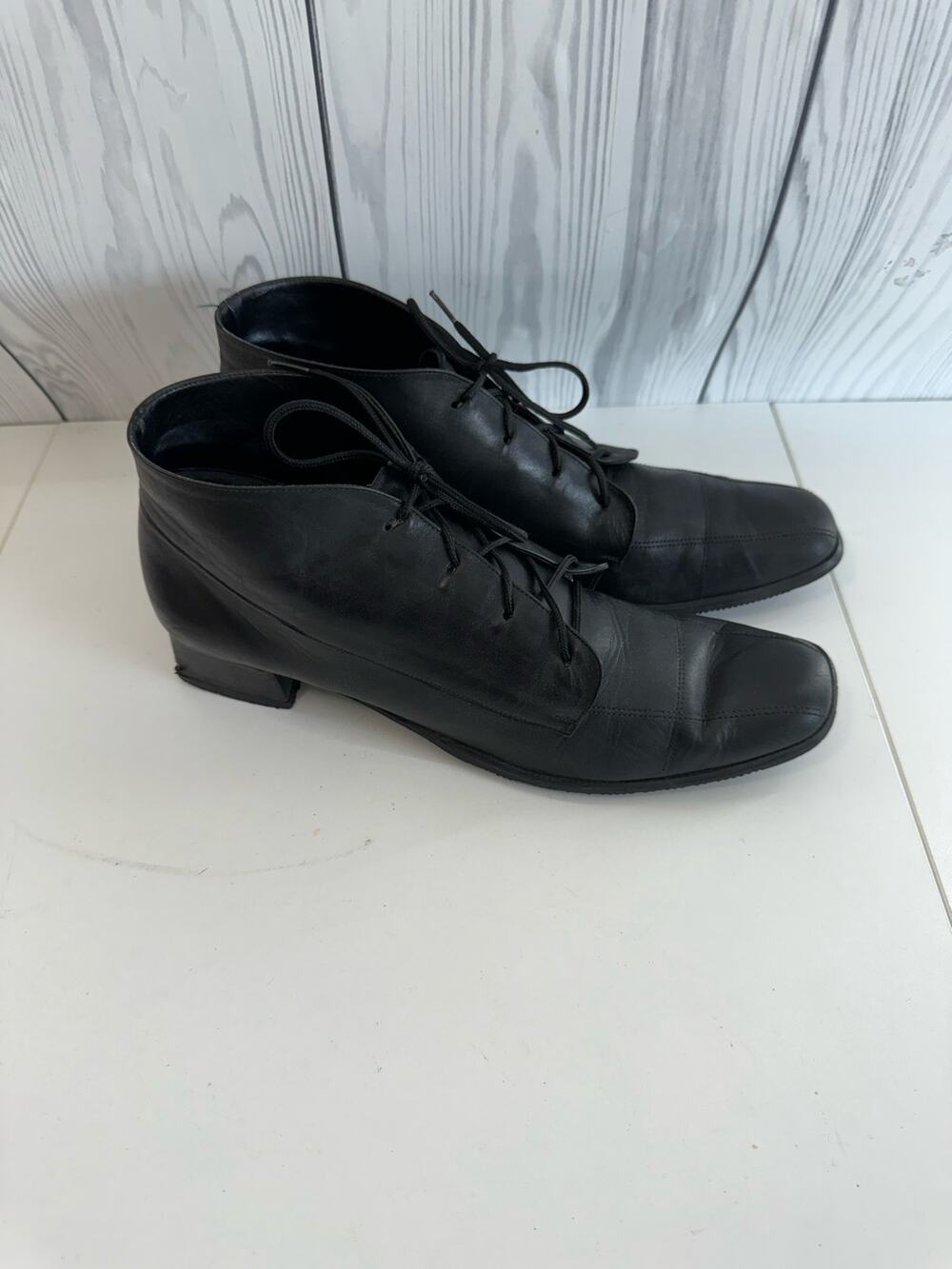 Vintage DAVOS GOMMA soft leather lace up bootie Size 9 (READ) Cottage Boho